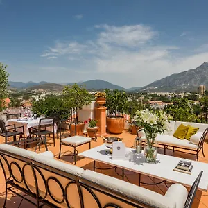 Molo 44 Puerto Banús 4* Marbella